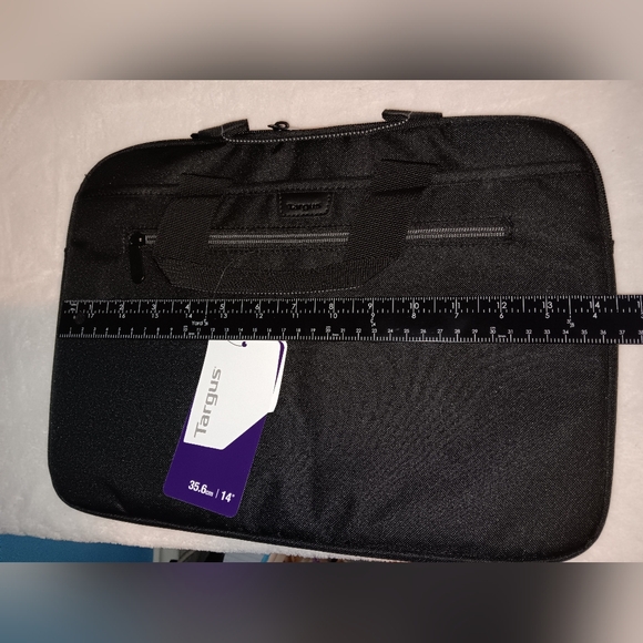 NWT Targus Slipskin TSS932-91 Carrying Case Sleeve with Handle - Picture 6 of 8